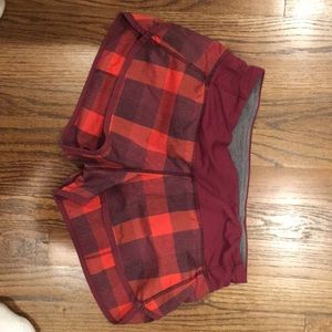 Size 4 lululemon shorts